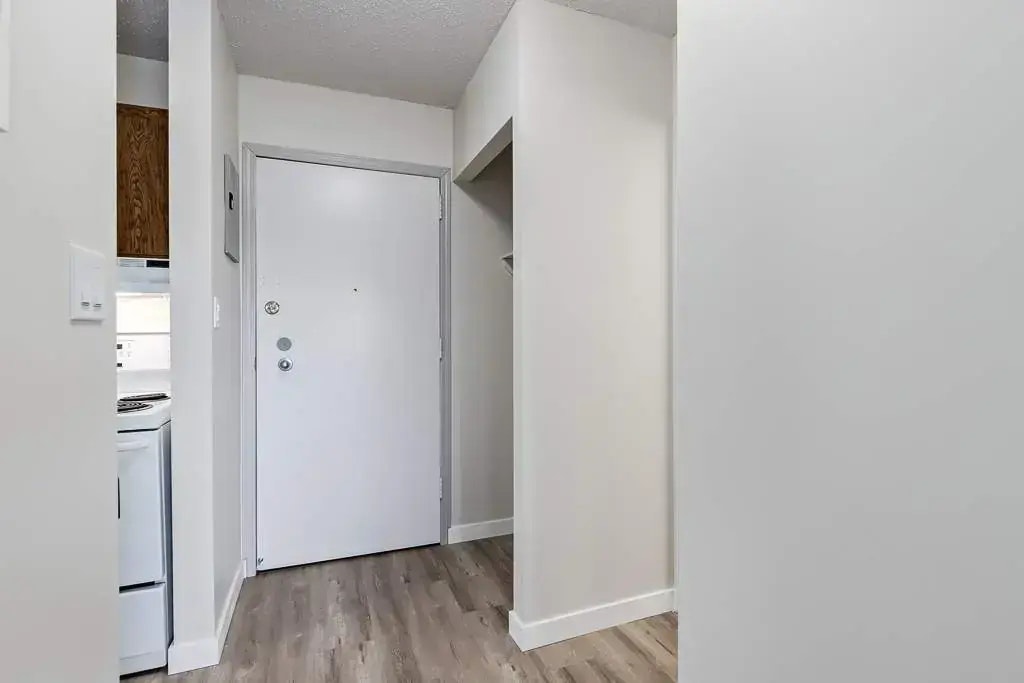 203-42 Campbell Cr SE, Medicine Hat, AB, T1B 1J8 - 9