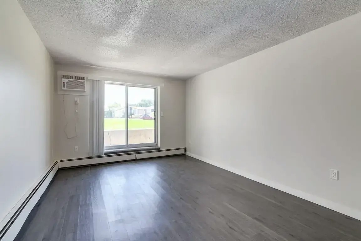 317-46 Carswell Road SE, Medicine Hat, AB, T1B 1M1 - 24