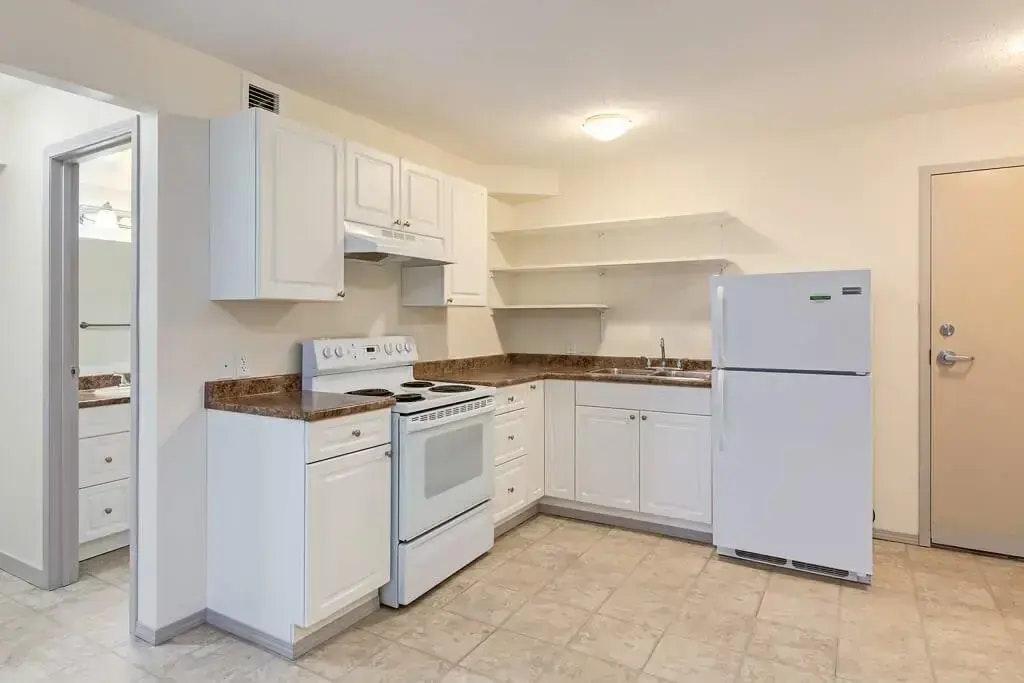 312-46 Carswell Road SE, Medicine Hat, AB, T1B 1M1 - 13