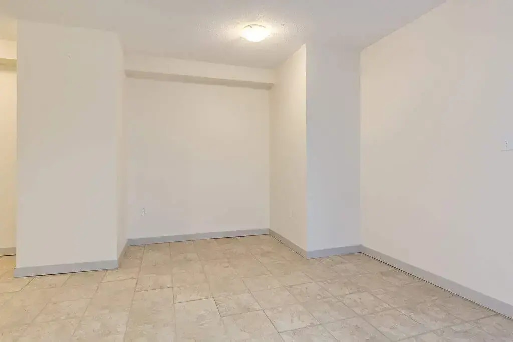 312-46 Carswell Road SE, Medicine Hat, AB, T1B 1M1 - 17