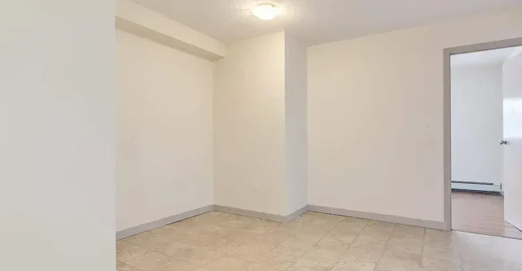 312-46 Carswell Road SE, Medicine Hat, AB, T1B 1M1 - 16