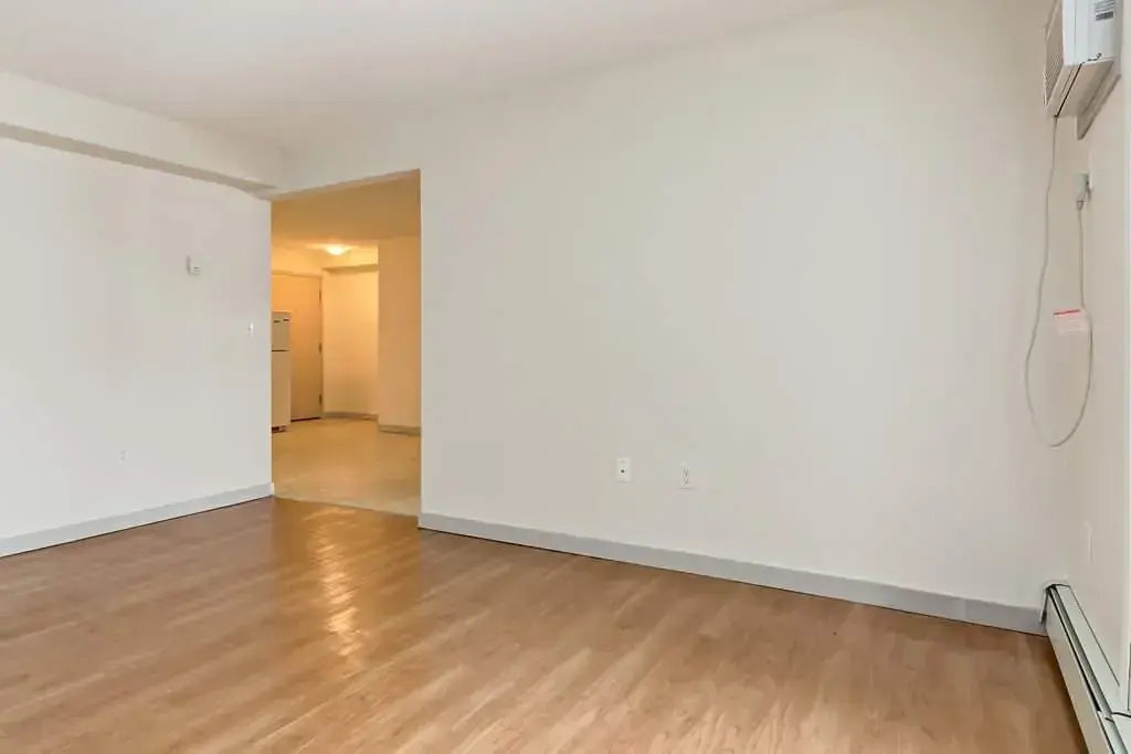 312-46 Carswell Road SE, Medicine Hat, AB, T1B 1M1 - 11