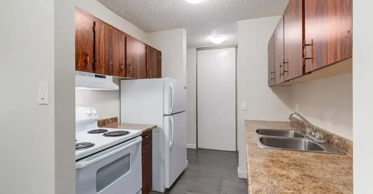 312-46 Carswell Road SE, Medicine Hat, AB, T1B 1M1 - 20