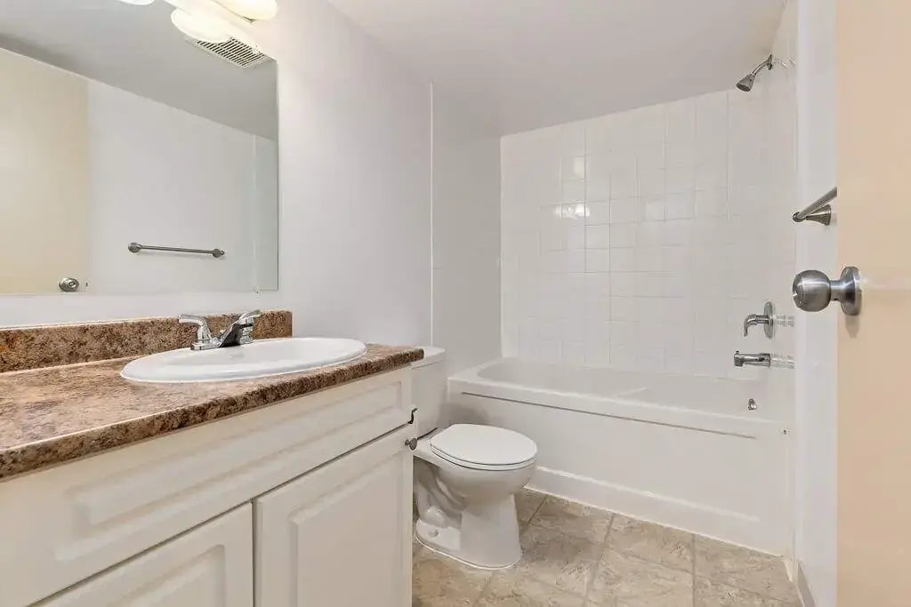 312-46 Carswell Road SE, Medicine Hat, AB, T1B 1M1 - 18