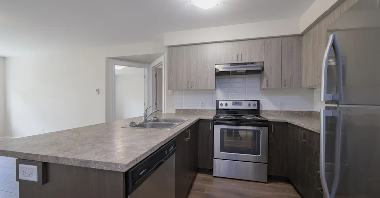 24-162 Cambridge Street North, Ottawa, ON, K1R 7A8 - 6