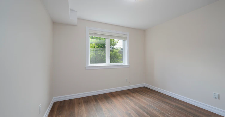 12-162 Cambridge Street North, Ottawa, ON, K1R 7A8 - 9