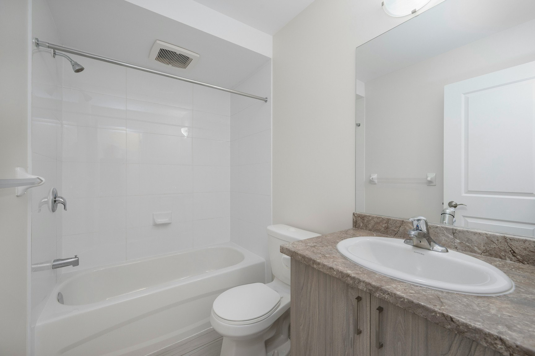 12-162 Cambridge Street North, Ottawa, ON, K1R 7A8 - 12
