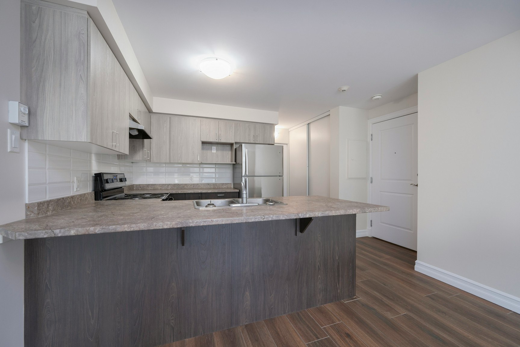 12-162 Cambridge Street North, Ottawa, ON, K1R 7A8 - 5