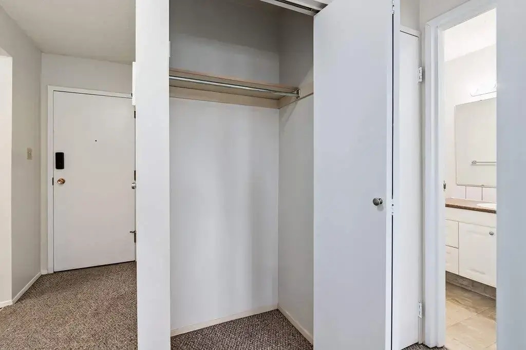 204-2253 Southview Drive SE, Medicine Hat, AB, T1B 1R5 - 9