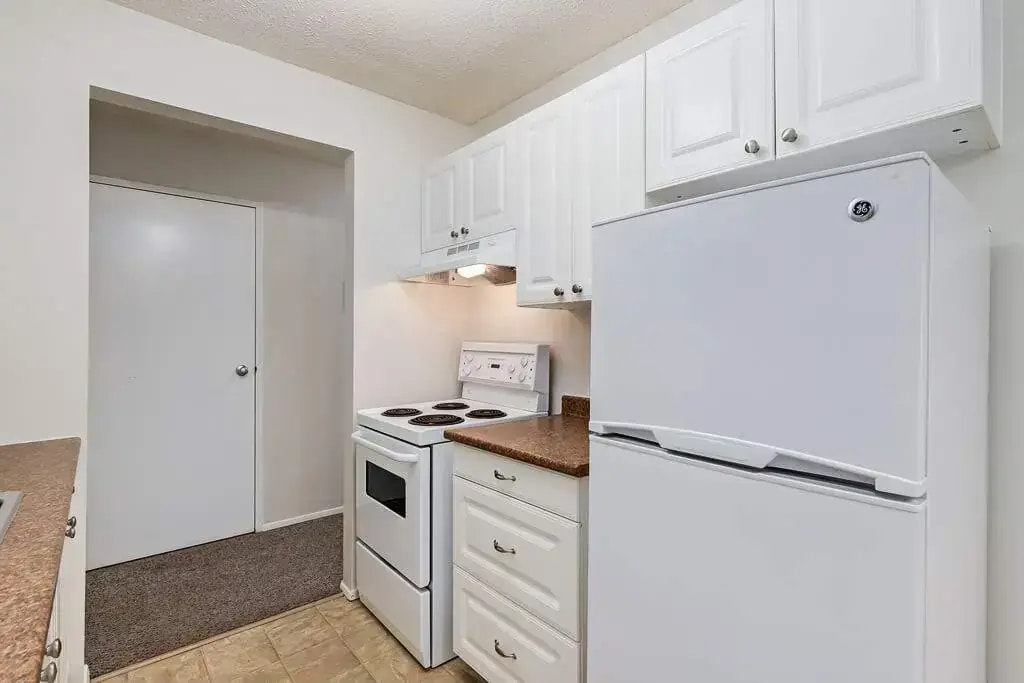 204-2253 Southview Drive SE, Medicine Hat, AB, T1B 1R5 - 5