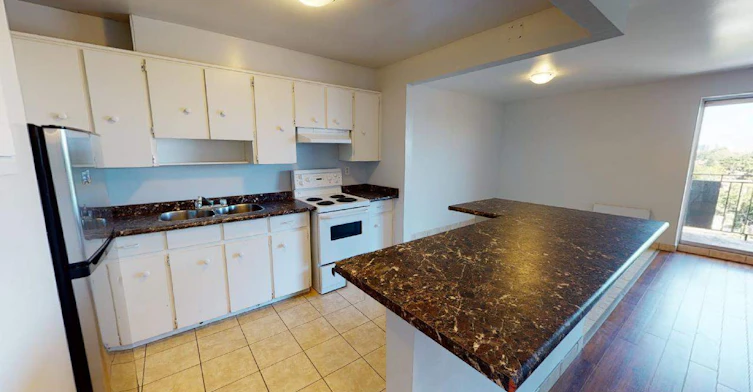 76 Tecumseh Road E, Windsor, ON, N8X 2P7 - 12