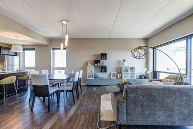 1806-300 Assiniboine Avenue, Winnipeg, MB, R3C 0T1 - 2