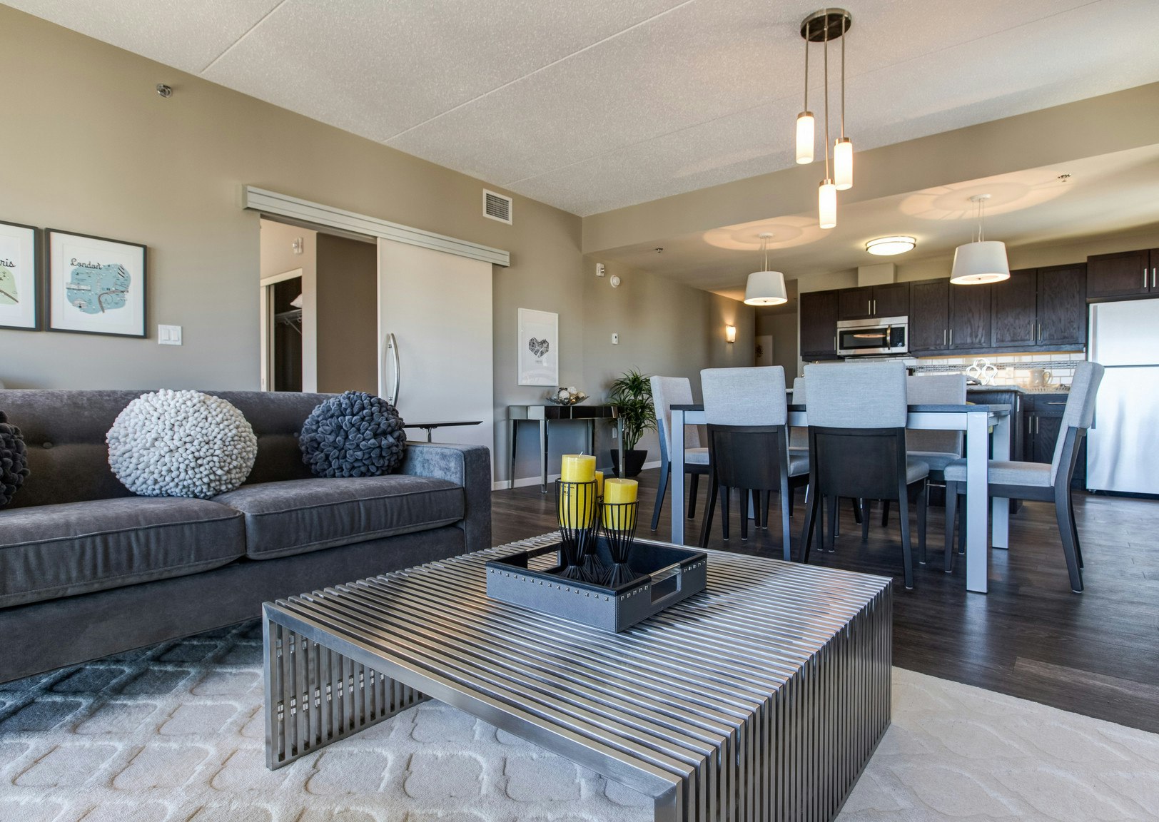 503-300 Assiniboine Avenue, Winnipeg, MB, R3C 0T1 - 2