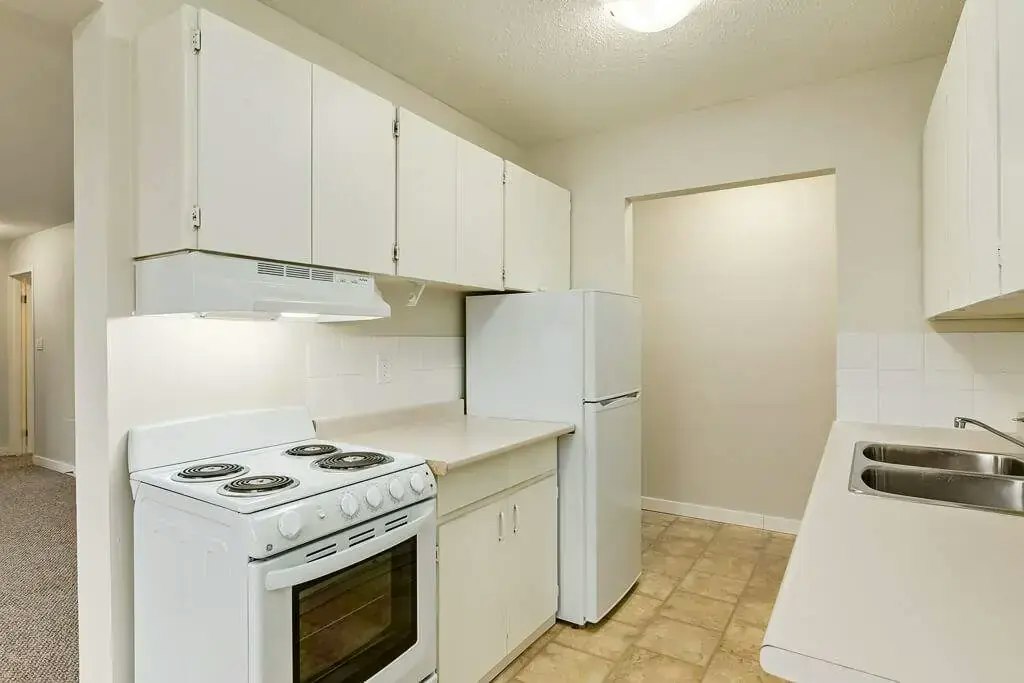 204-4511 43 Street, Bonnyville Town, AB, T9N 2N2 - 5