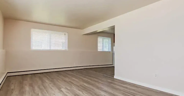 104-10960 105 Street W, Edmonton, AB, T5H 2X4 - 8