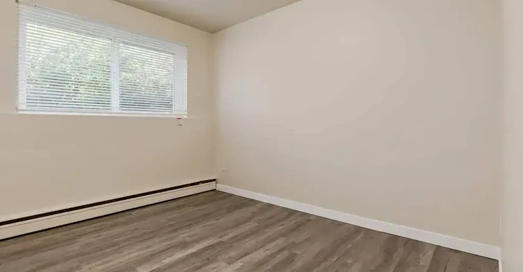 104-10960 105 Street W, Edmonton, AB, T5H 2X4 - 13