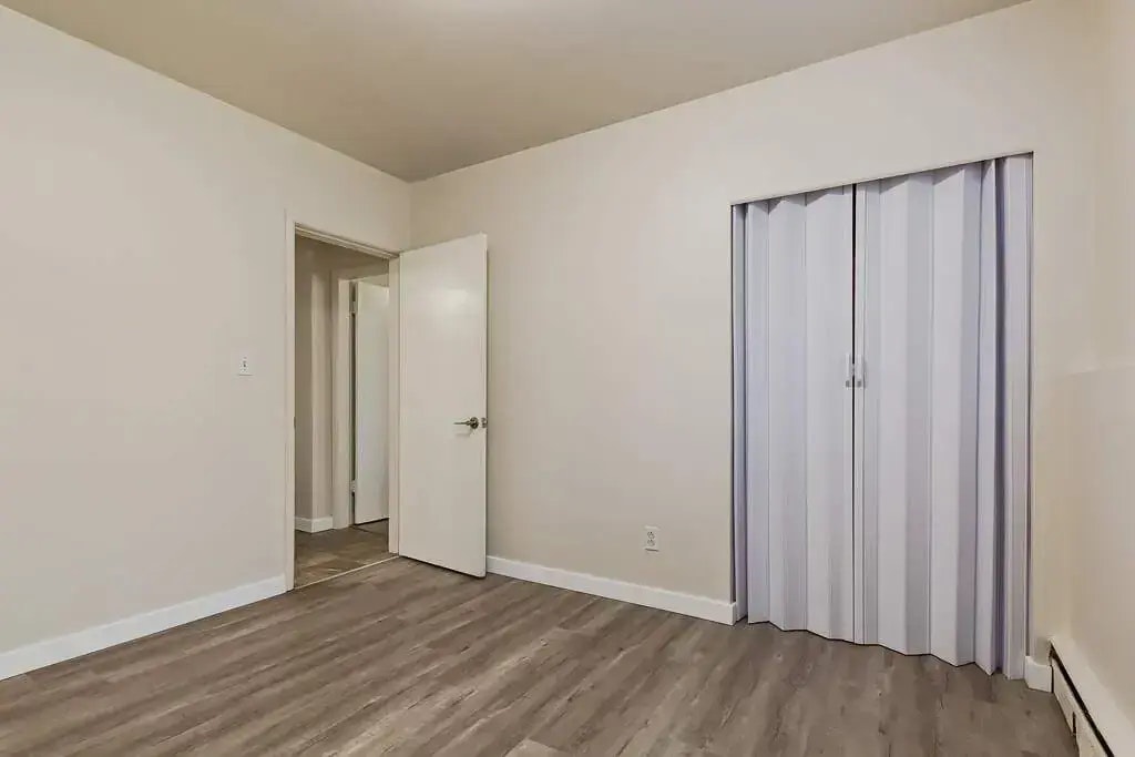 104-10960 105 Street W, Edmonton, AB, T5H 2X4 - 14