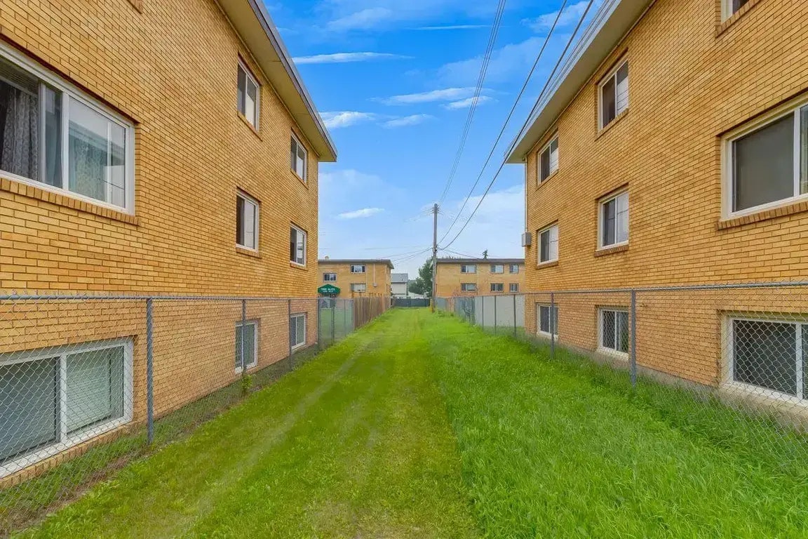 104-10960 105 Street W, Edmonton, AB, T5H 2X4 - 22