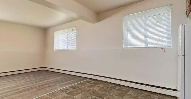104-10960 105 Street W, Edmonton, AB, T5H 2X4 - 11