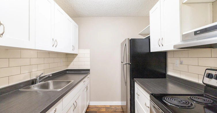 11611 Oakfield Drive SW, Calgary, AB, T2W 4S9 - 8