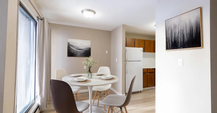 11611 Oakfield Drive SW, Calgary, AB, T2W 4S9 - 4