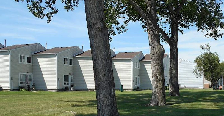 100 Wickham Road, Winnipeg, MB, R2J 4K6 - 12