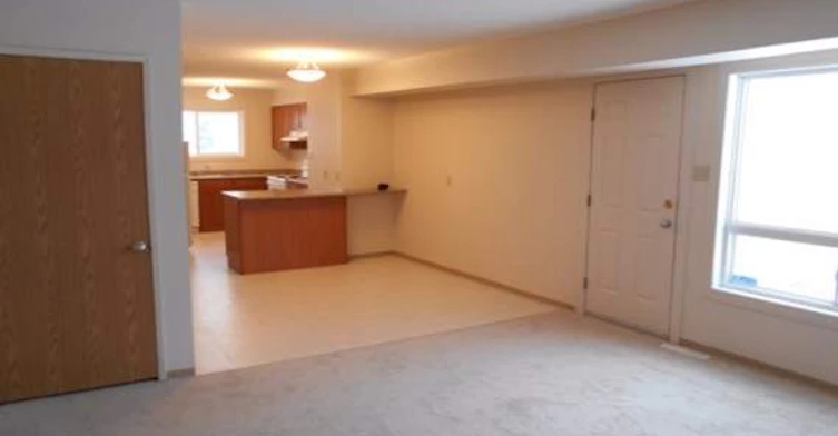 100 Wickham Road, Winnipeg, MB, R2J 4K6 - 13