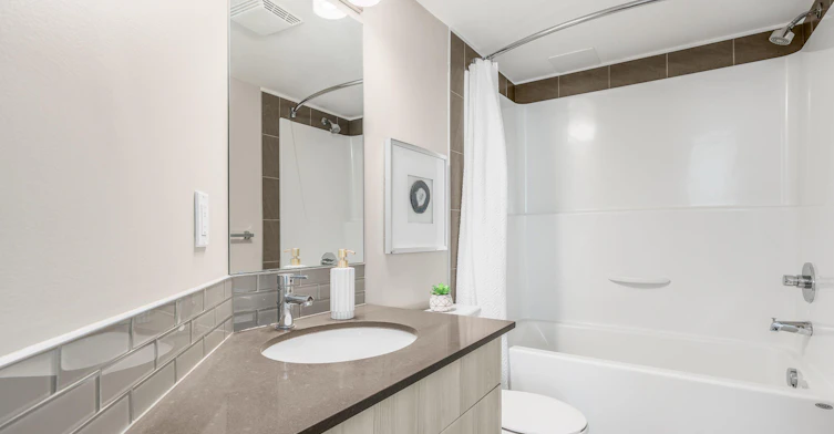 1235 11th Avenue SW, Calgary, AB, T3X 0M5 - 5