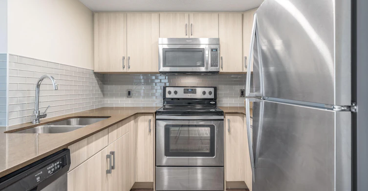1235 11th Avenue SW, Calgary, AB, T3X 0M5 - 3