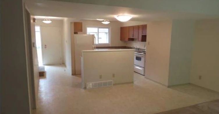 70 Baylor Avenue, Winnipeg, MB, R3T 3P4 - 5
