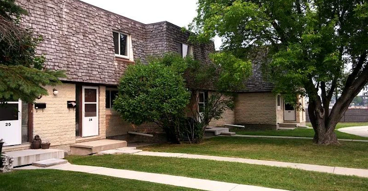 70 Baylor Avenue, Winnipeg, MB, R3T 3P4 - 3