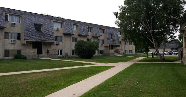 120 Baylor Avenue, Winnipeg, MB, R3T 3P4 - 2