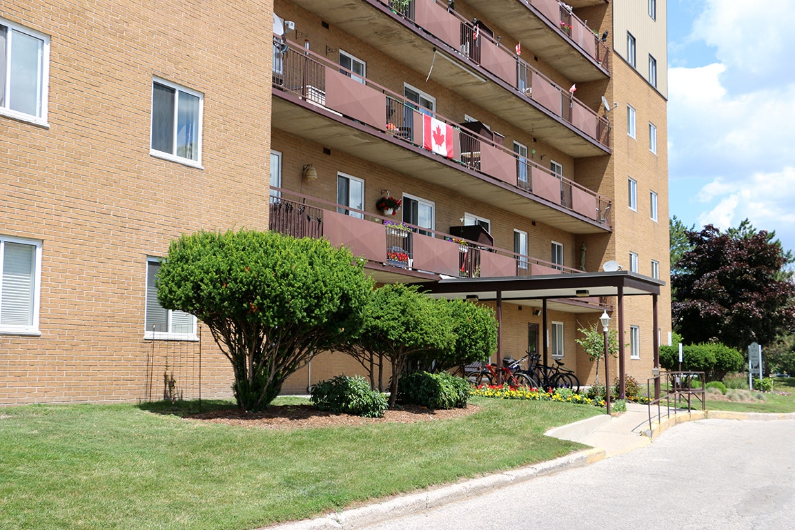 106-325 Willowdale Crescent, Sarnia, ON, N7T 7R2 - 3