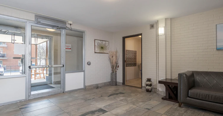 106-325 Willowdale Crescent, Sarnia, ON, N7T 7R2 - 6