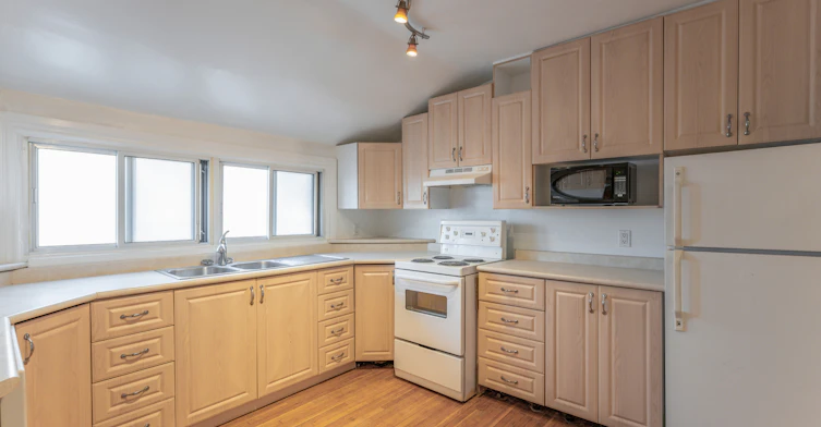 3-938 Avenue Road, Toronto, ON, M5P 2K8 - 41