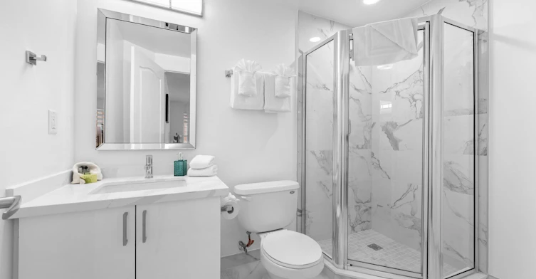 E5-50 John Street, Toronto, ON, M5V 3T5 - 9