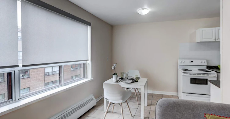 202-1545 Birchmount Road, Toronto, ON, M1P 2H2 - 16