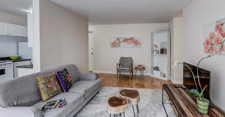 202-1545 Birchmount Road, Toronto, ON, M1P 2H2 - 12