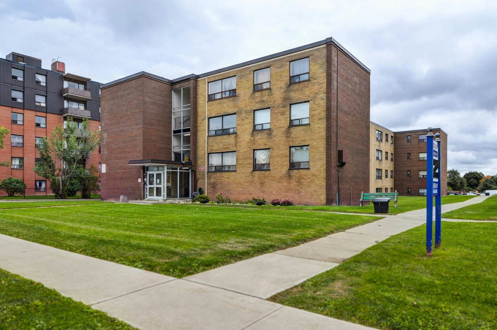 202-1545 Birchmount Road, Toronto, ON, M1P 2H2 - 2