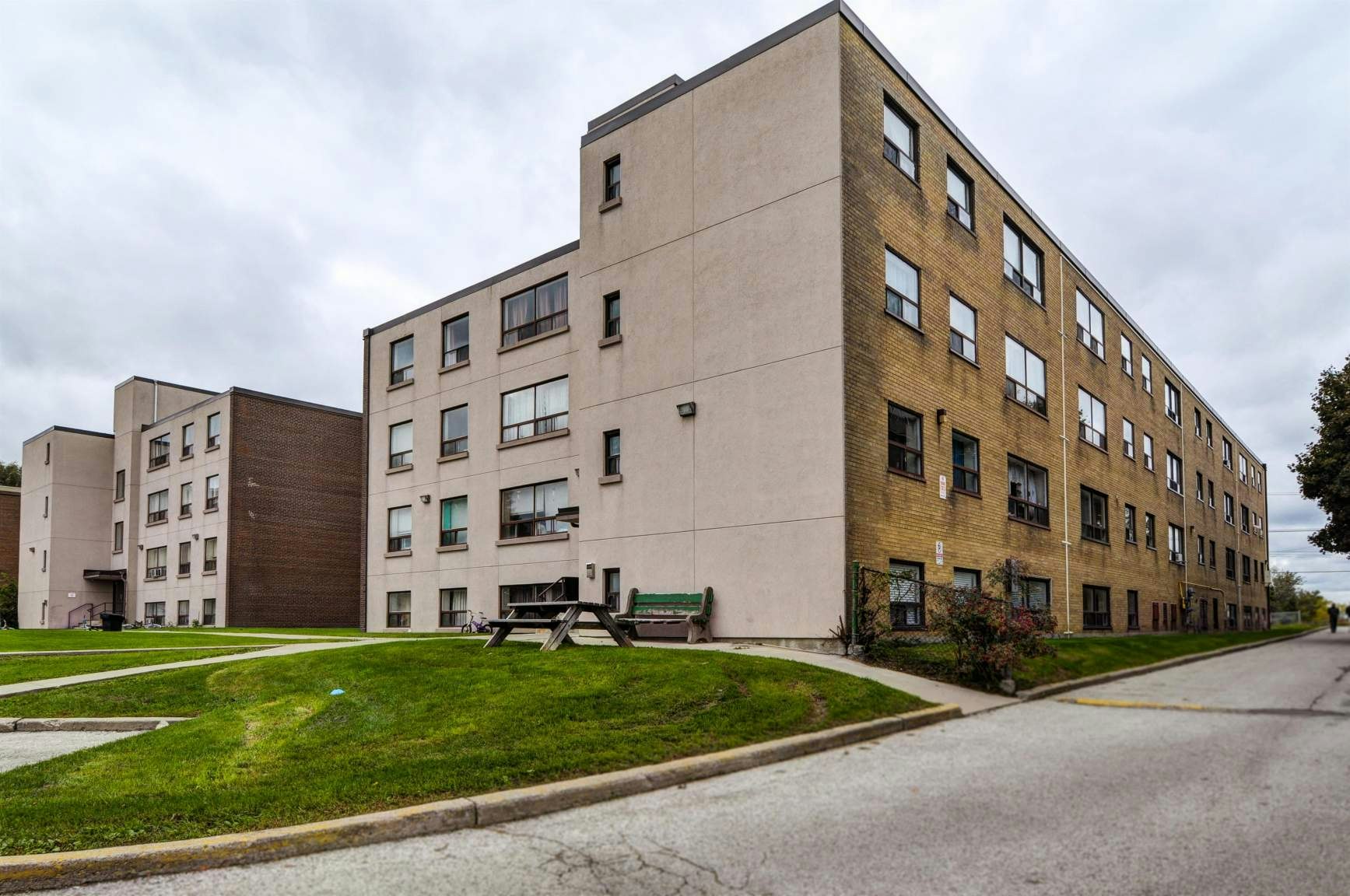 202-1545 Birchmount Road, Toronto, ON, M1P 2H2 - 5