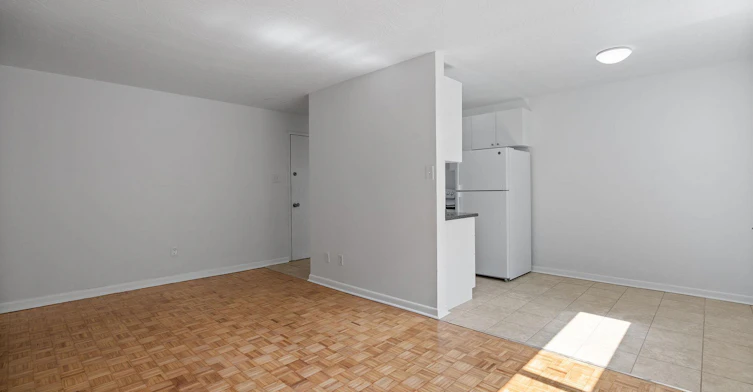 105-1545 Birchmount Road, Toronto, ON, M1P 2H2 - 12