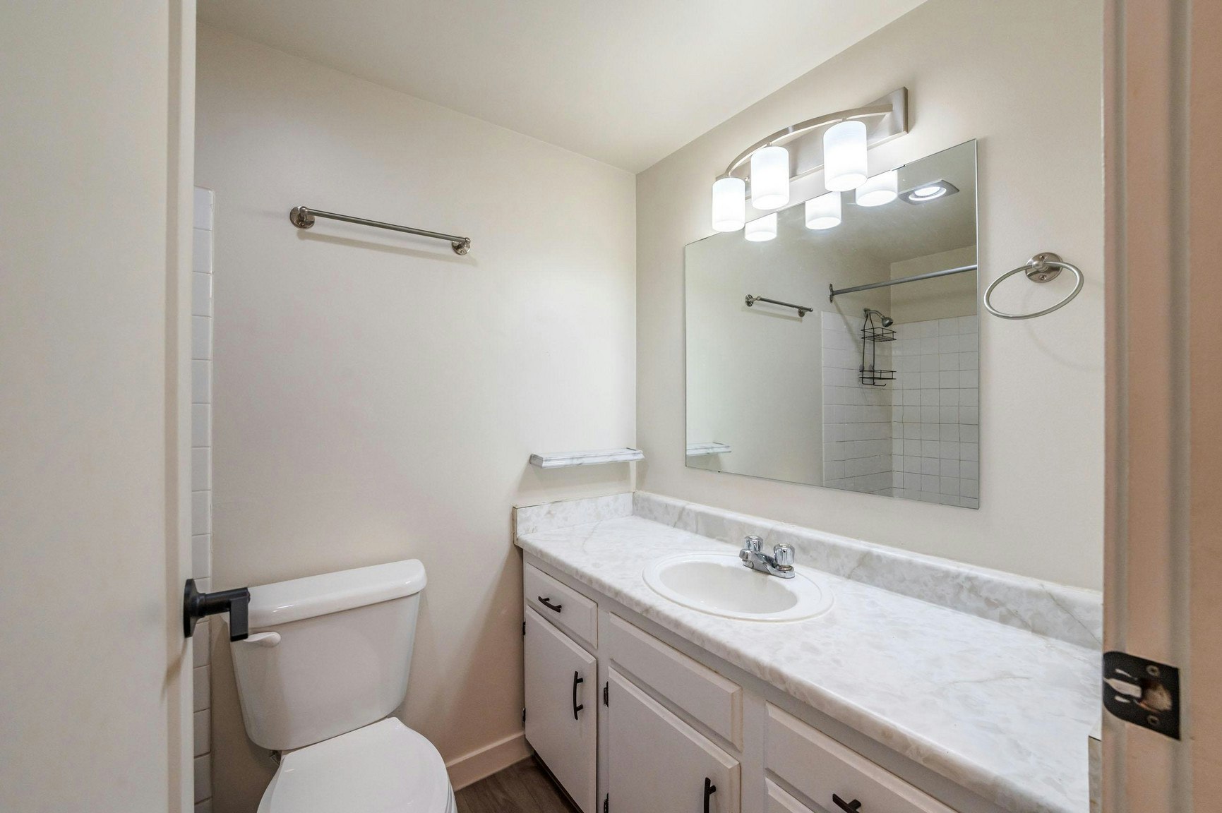 101-864 Fairview Road, Penticton, BC, V2A 5Y8 - 6