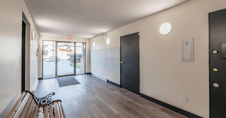 101-864 Fairview Road, Penticton, BC, V2A 5Y8 - 9