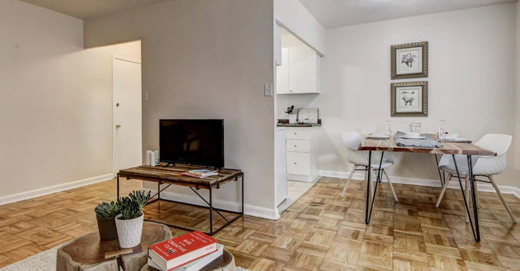 510 Dawes Road, Toronto, ON, M4B 2G4 - 13