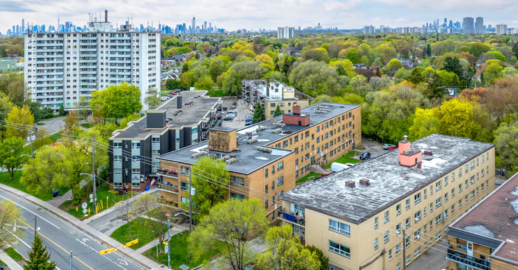 510 Dawes Road, Toronto, ON, M4B 2G4 - 29