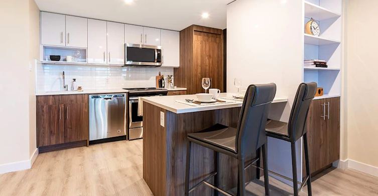 220 4th Avenue SW, Calgary, AB, T2P 0H5 - 4