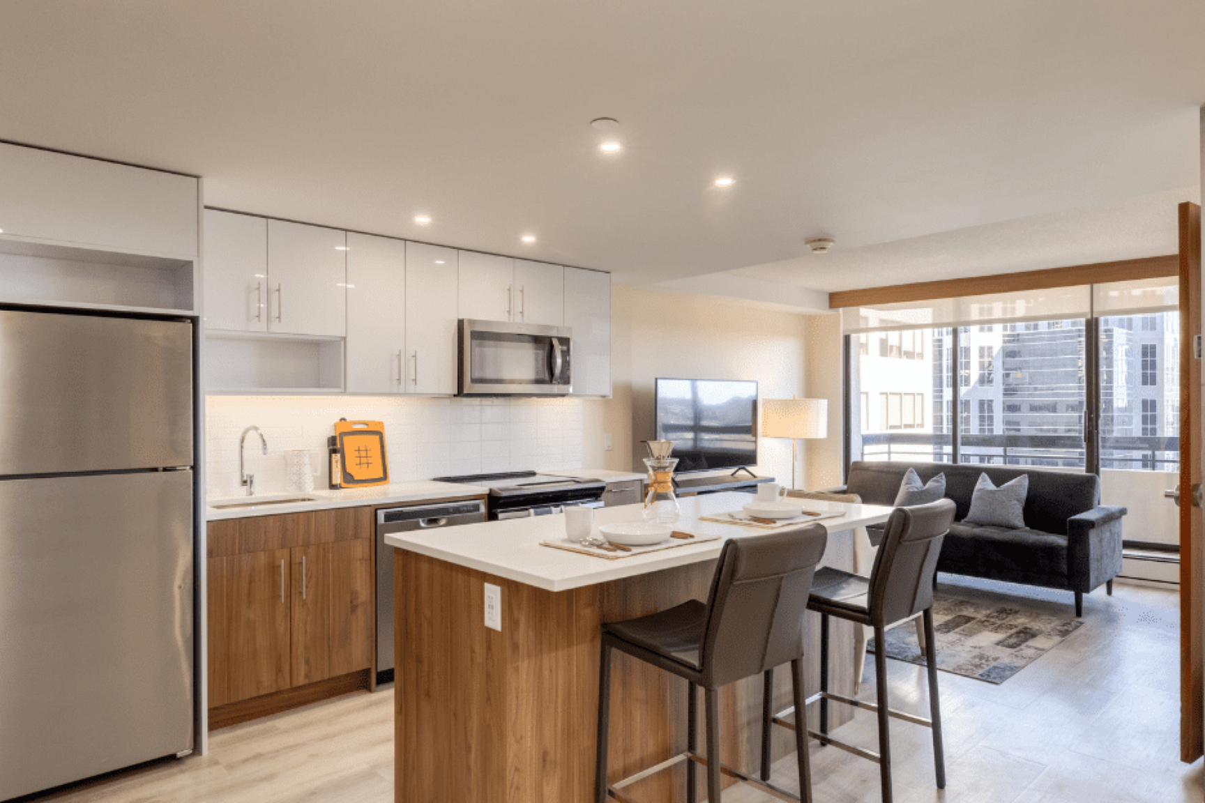 169-220 4th Avenue SW, Calgary, AB, T2P 0H5