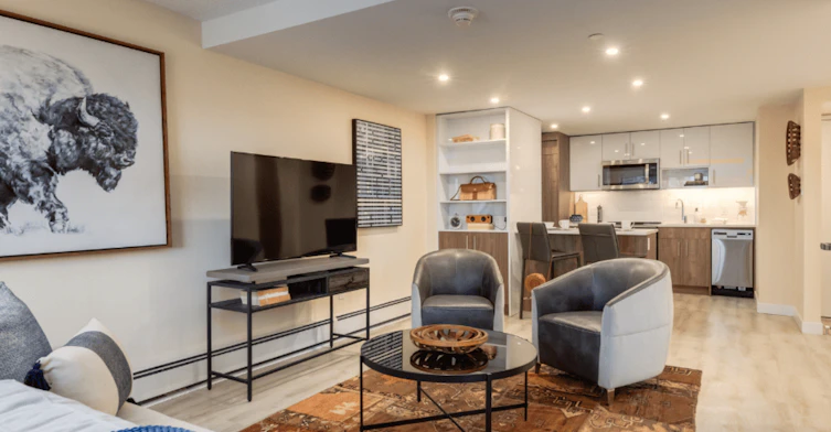 22-220 4th Avenue SW, Calgary, AB, T2P 0H5 - 2