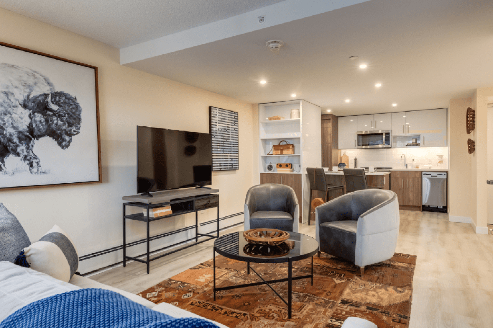 36-220 4th Avenue SW, Calgary, AB, T2P 0H5 - 2