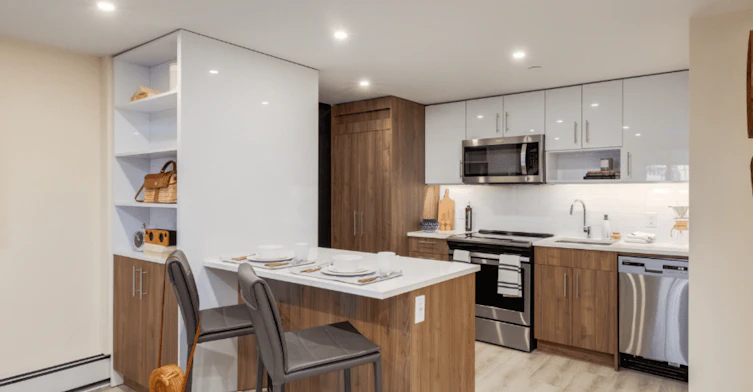 36-220 4th Avenue SW, Calgary, AB, T2P 0H5 - 3